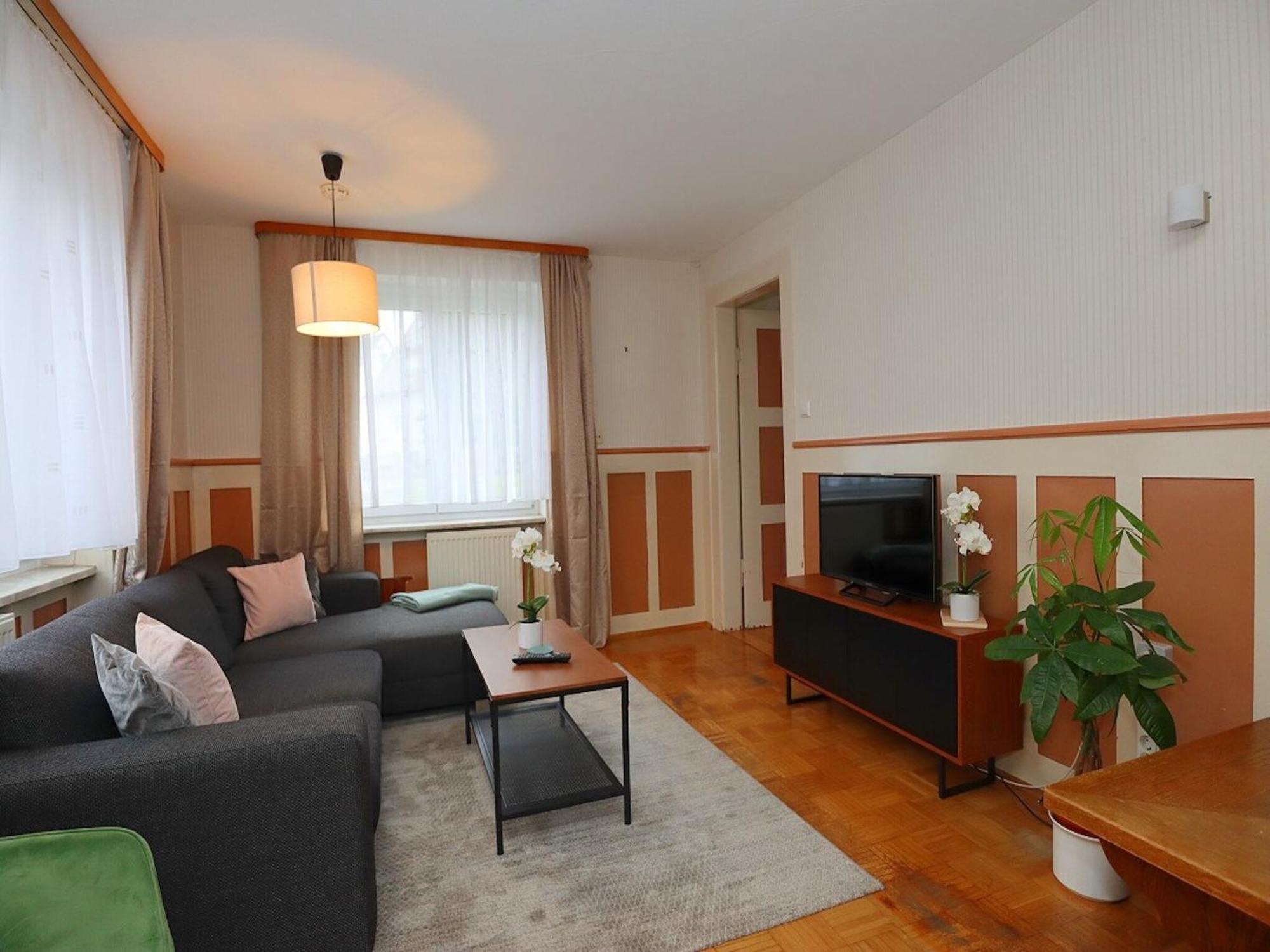 Cozy Apartment In Schwenningen With Garden 빌린겐슈베닝겐 외부 사진