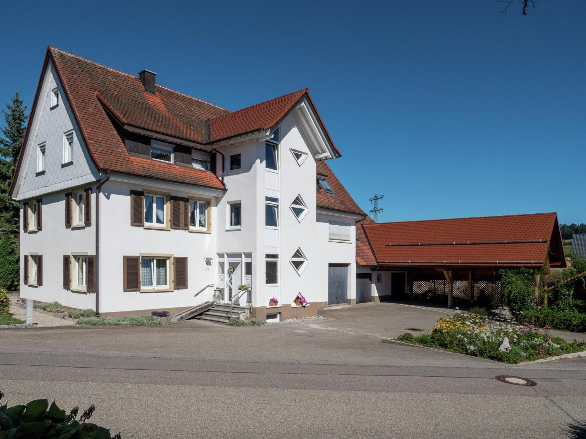 Cozy Apartment In Schwenningen With Garden 빌린겐슈베닝겐 외부 사진